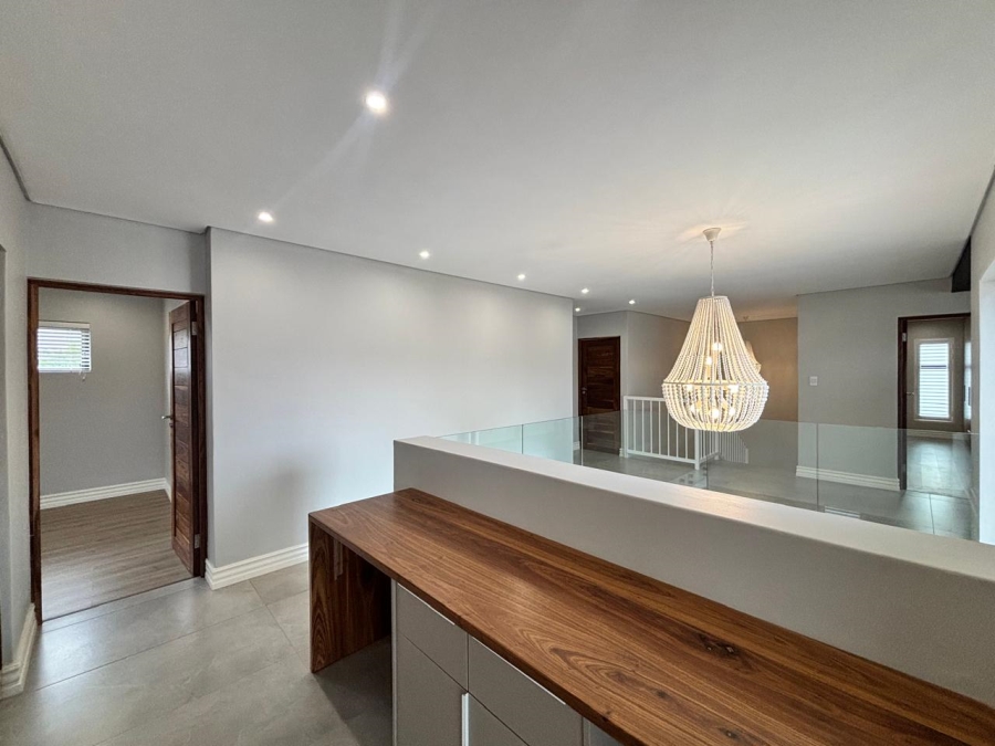 4 Bedroom Property for Sale in Grimbeeck Park North West